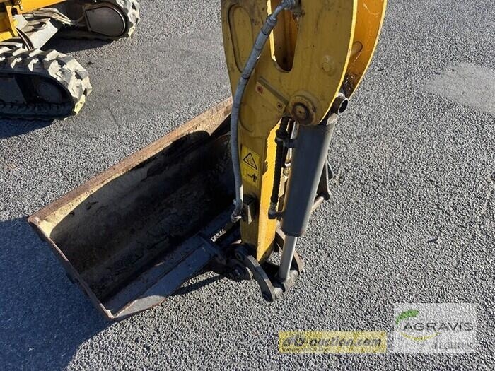 XCMG XE15E Bagri na kolesih
