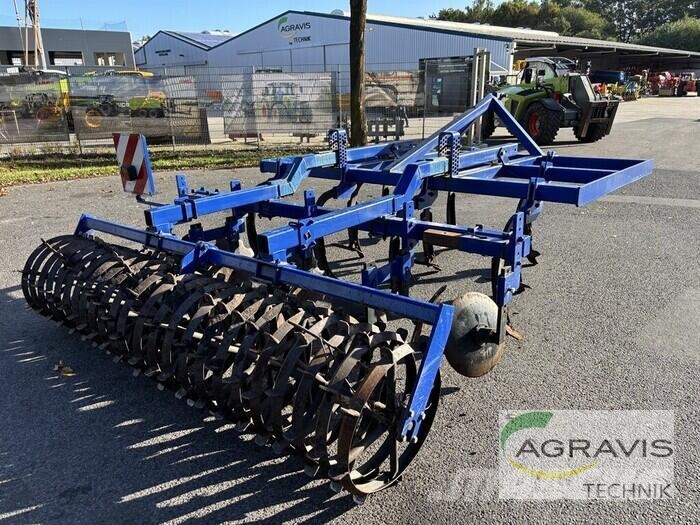 zei ZUKOWO T-REX SP 300 Cultivatoren