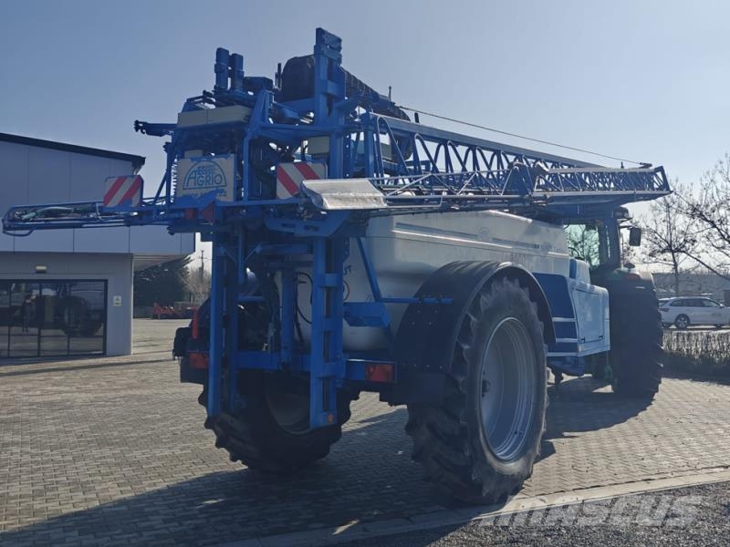 Agrio Mamut 8036 معدات توزيع السماد العضوي