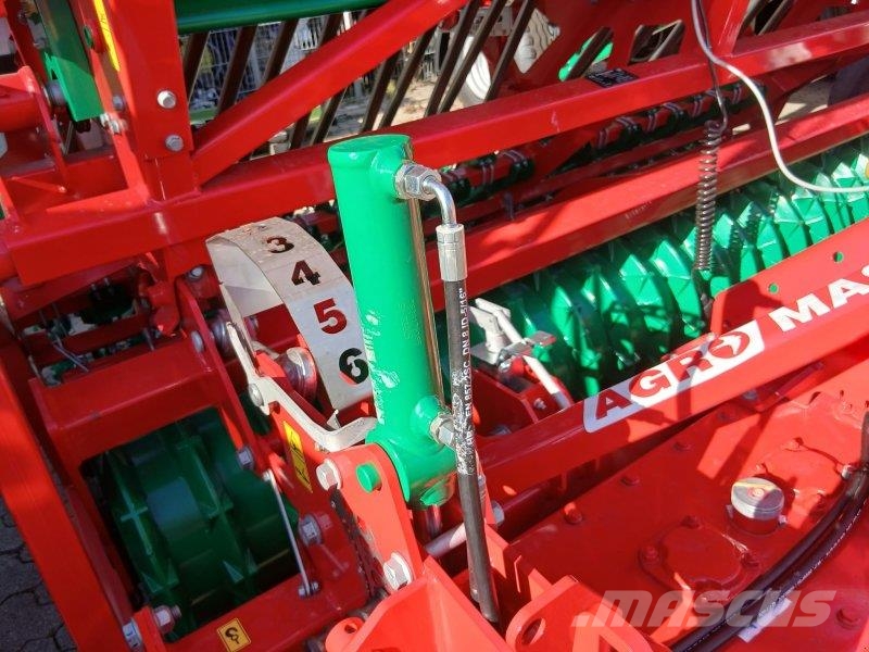 Agro-Masz ANA 30 + SN 301 - 24 Reihen Комбинирани редосеялки