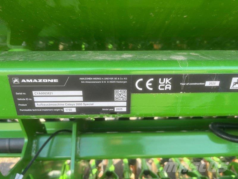 Amazone Cataya KE 3002 + Cataya 3000 spezial Semoir combiné