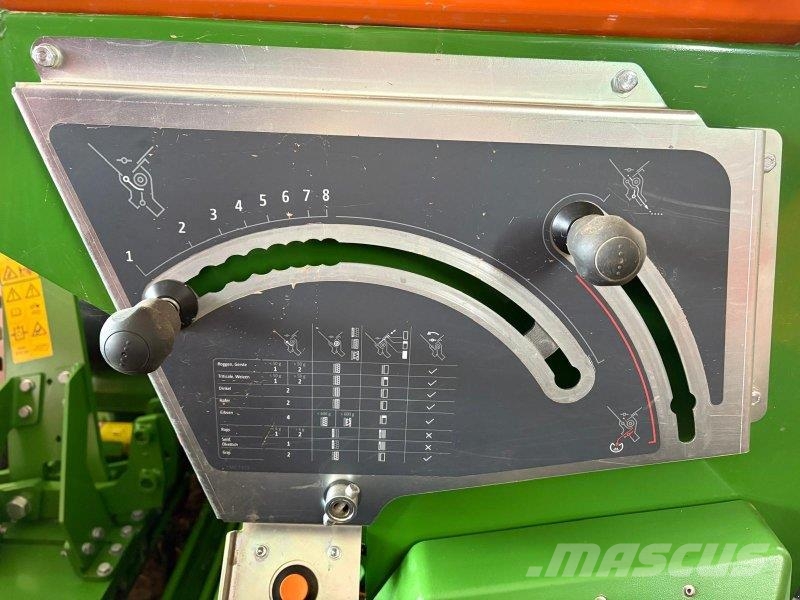 Amazone Cataya KE 3002 + Cataya 3000 spezial Semoir combiné