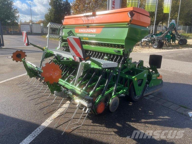 Amazone Cataya KE 3002 + Cataya 3000 spezial Semoir combiné