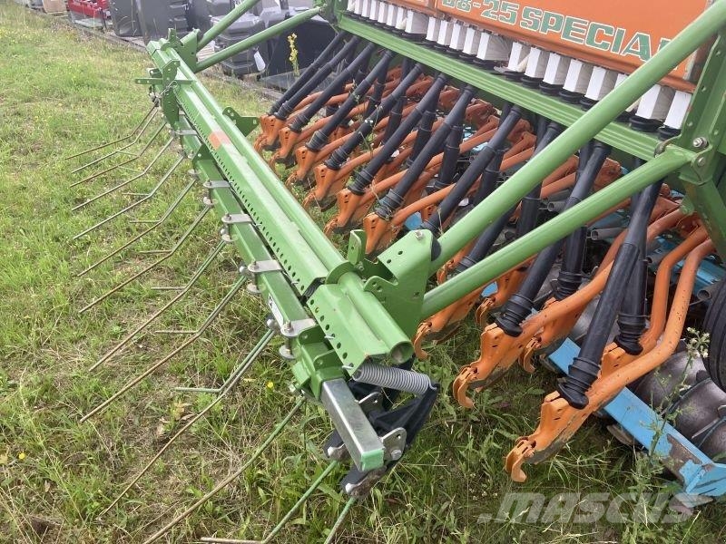 Amazone DRILLKOMBI D8 25 + KE 253 組合鑽