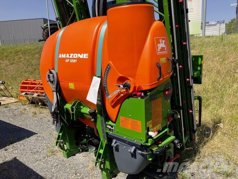 Amazone UF 1201 معدات توزيع السماد العضوي