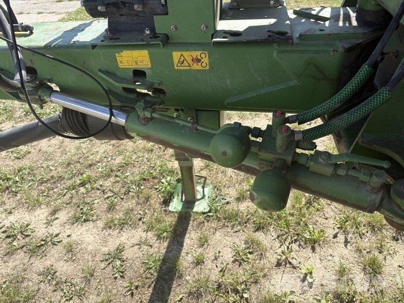 Amazone UX 4200 Special Mestverspreider