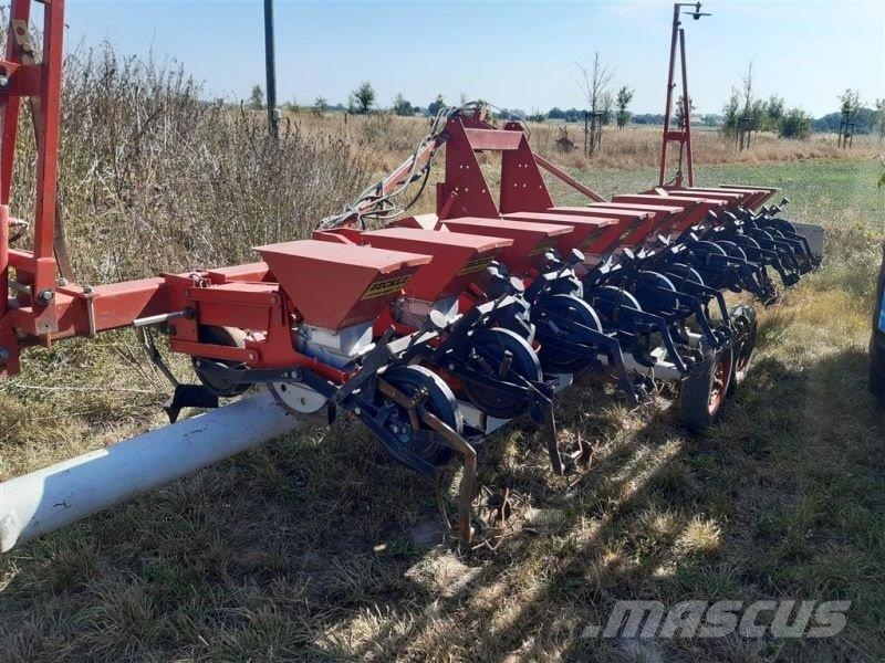 Becker GEBR. LEGEM.BECKER CENTRASUPER Otra máquina para siembra