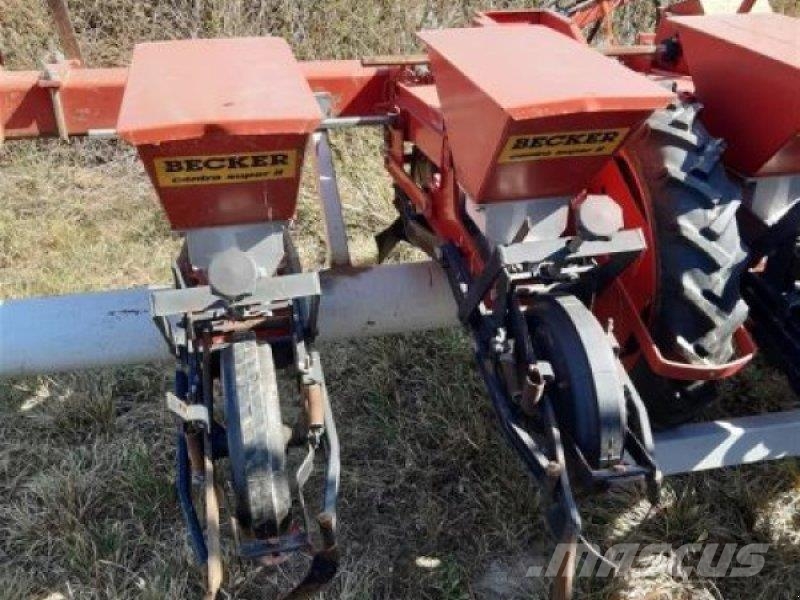 Becker GEBR. LEGEM.BECKER CENTRASUPER Otra máquina para siembra