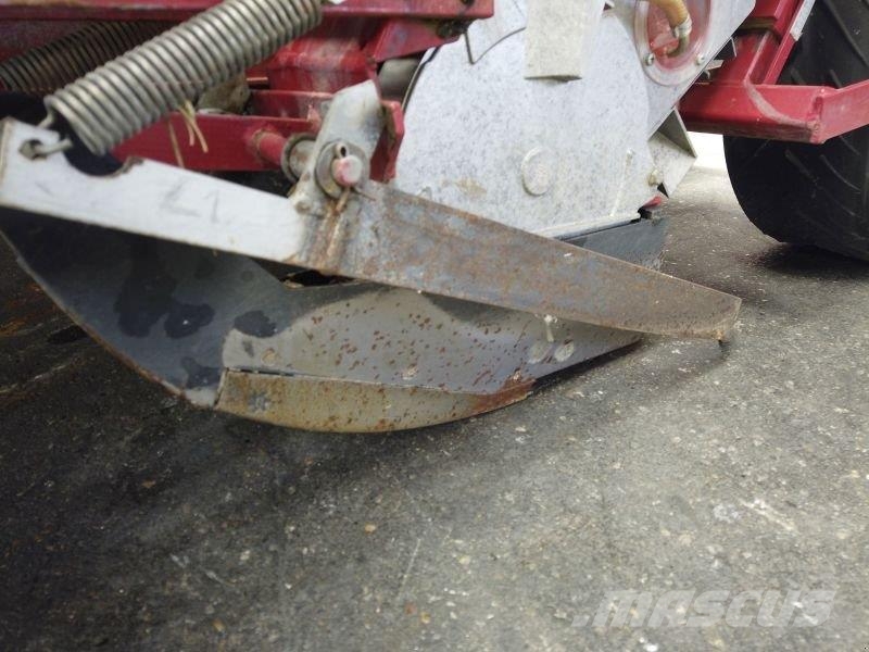 Becker GEBR. MECH. EK-SÄGERÄT P4ZS 3M Інші сівалки