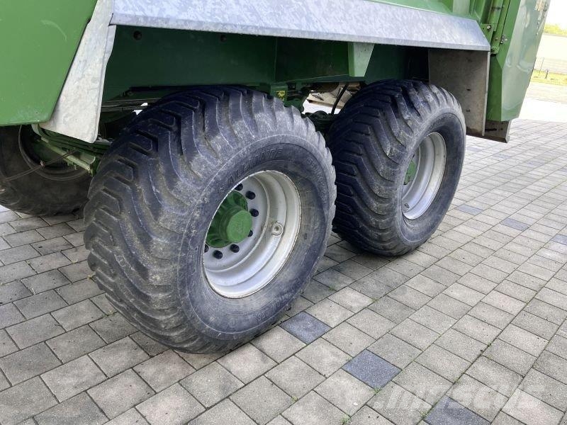 Bergmann TSW 5210 S معدات توزيع السماد العضوي