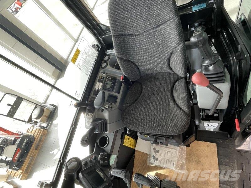 Bobcat E 60 حفارات بعجل