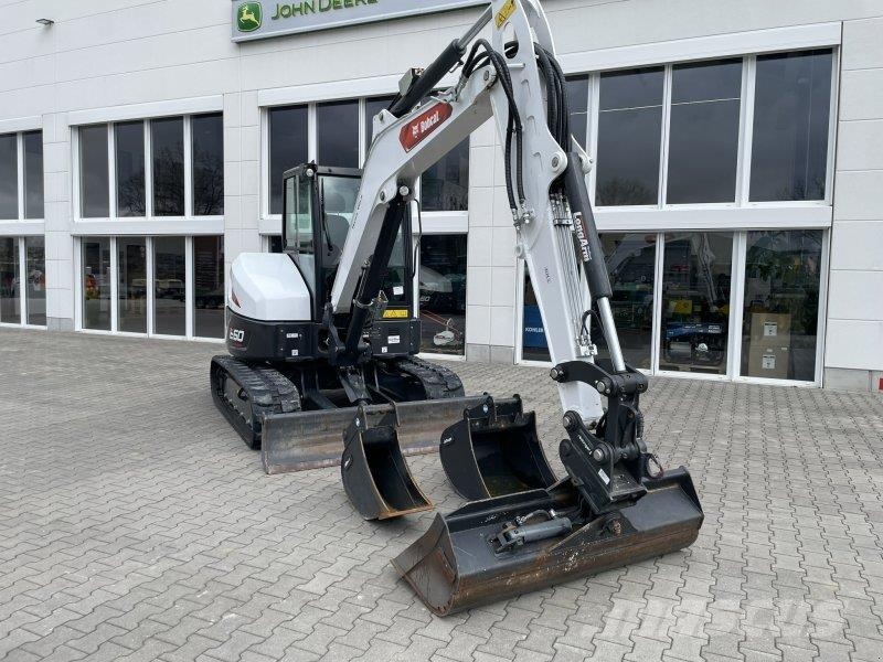 Bobcat E 60 حفارات بعجل