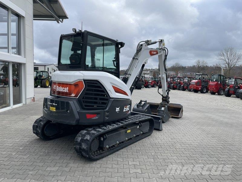 Bobcat E 60 حفارات بعجل