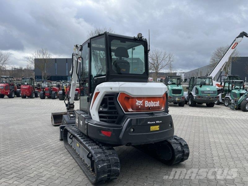 Bobcat E 60 حفارات بعجل