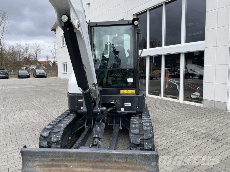 Bobcat E 60 حفارات بعجل