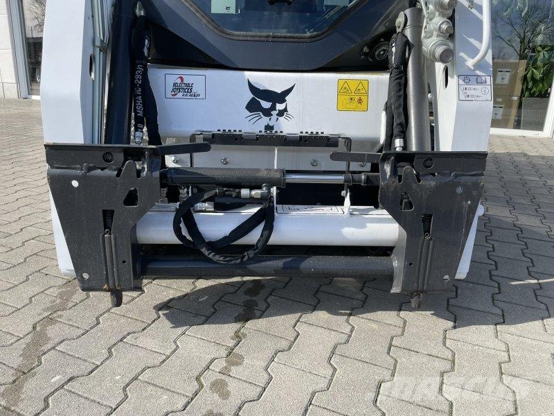 Bobcat T450 E لوادر انزلاقية التوجيه
