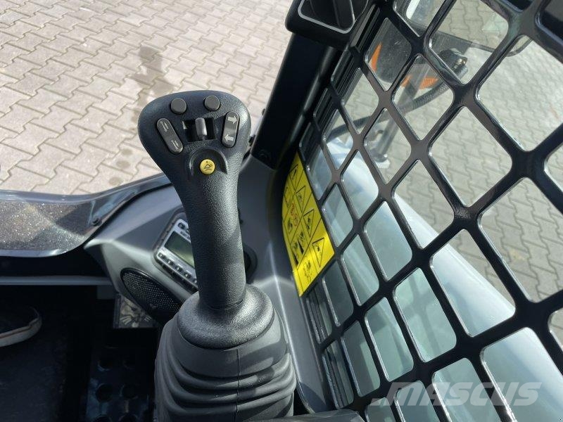 Bobcat T450 E لوادر انزلاقية التوجيه