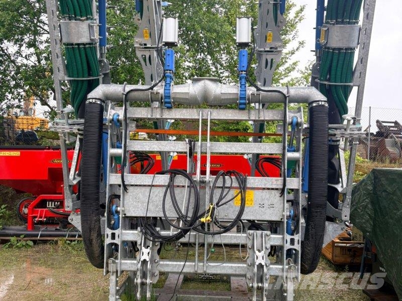 Bomech Trac Pack 15 - Versteigerung über ab-auction معدات توزيع السماد العضوي