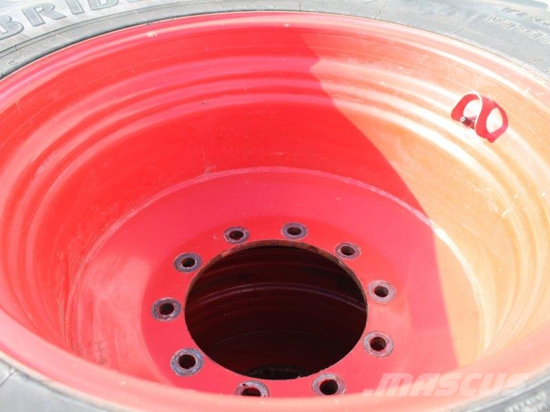 Bridgestone 600/65 R28 Reifen