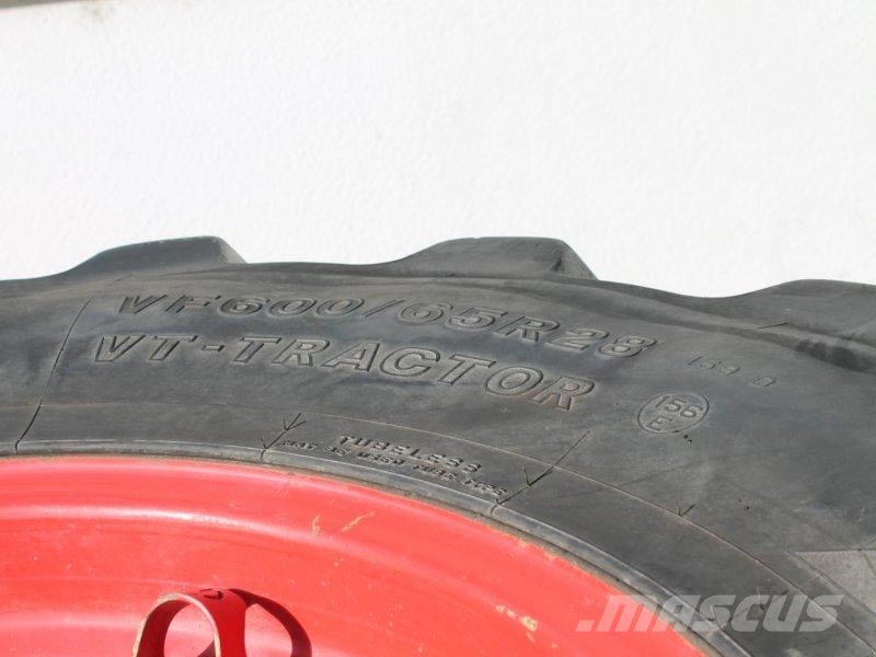 Bridgestone 600/65 R28 Reifen