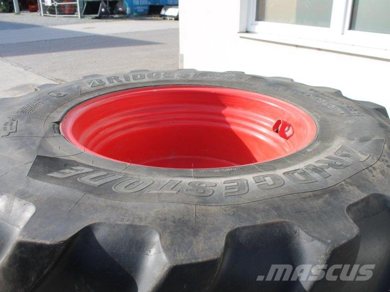 Bridgestone 600/65 R28 Reifen