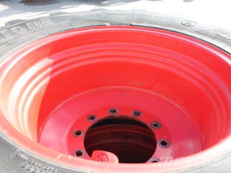 Bridgestone 600/65 R28 Reifen