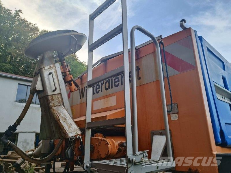 Bucher STA 4000 TC FS / Gmeiner Yeti 4000 W ECON Streuaut 砂鹽撒布機