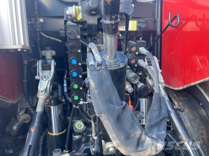 Case IH Maxxum 150 CVX Traktoren