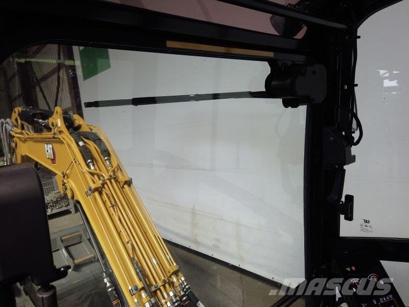CAT 303.5CR-07A Ekskavatori uz riteņiem