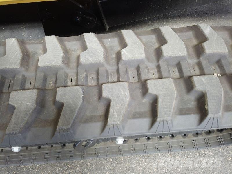 CAT 303.5CR-07A Ekskavatori uz riteņiem