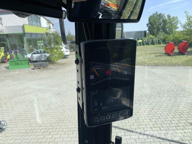 CAT 906-14 Фронтальные погрузчики