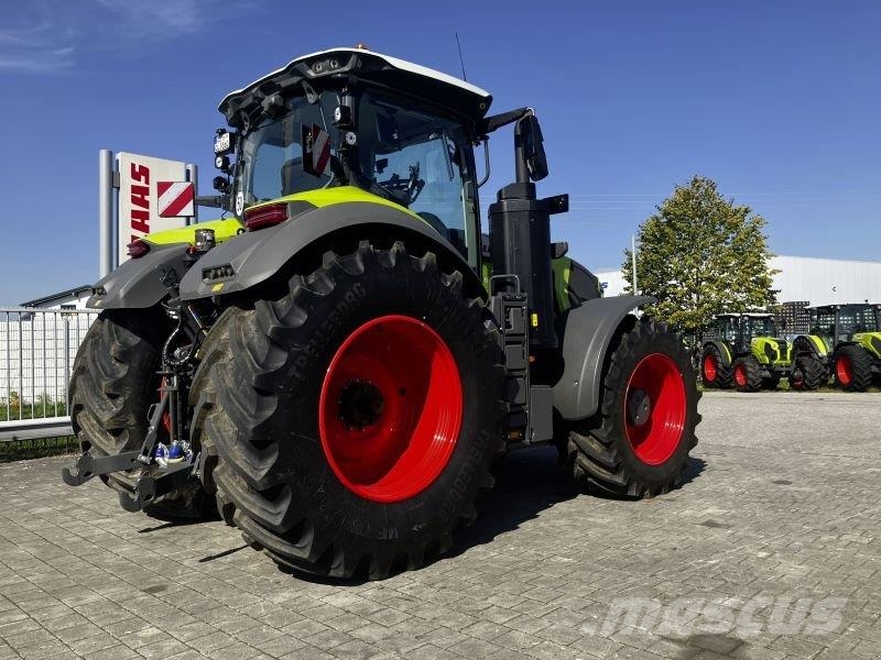 CLAAS 9.360 Tractores