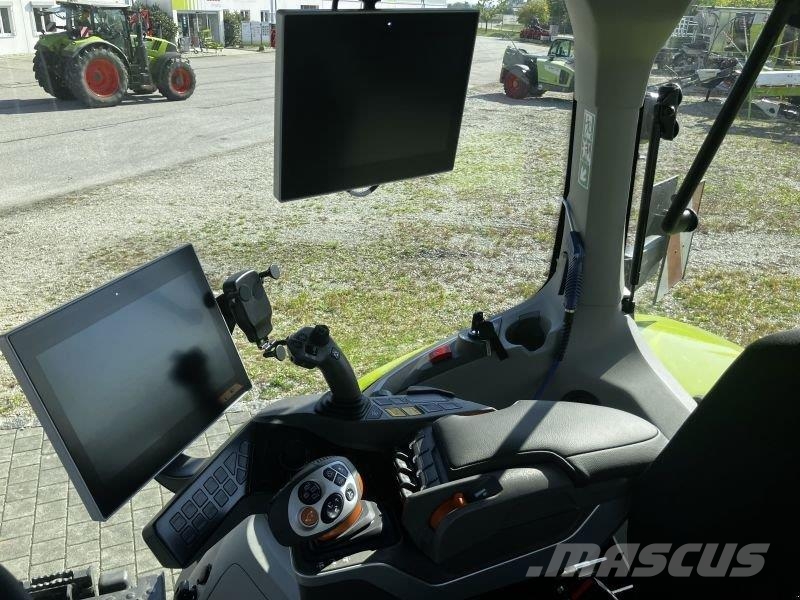 CLAAS 9.360 Tractores