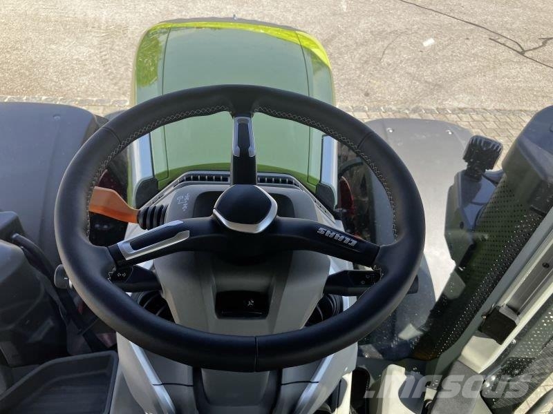 CLAAS 9.360 Tractores