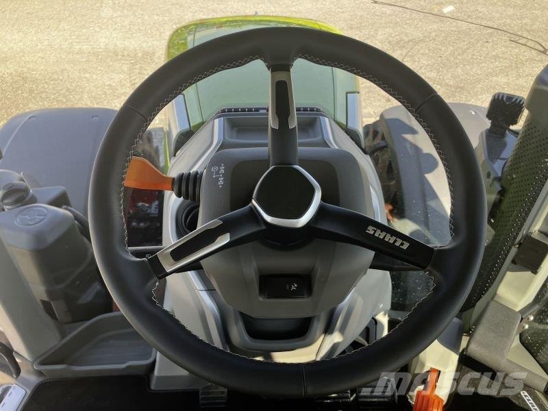 CLAAS 9.360 Tractores