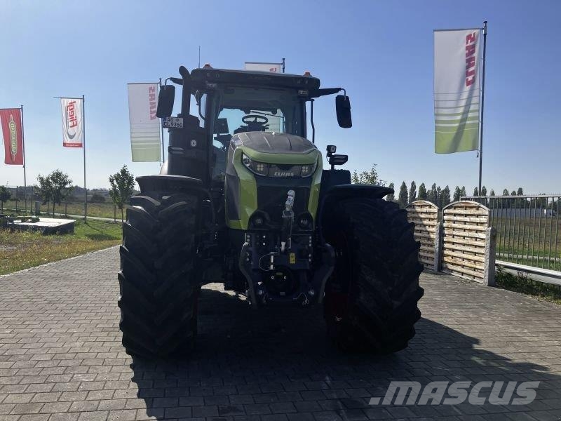 CLAAS 9.360 Tractores