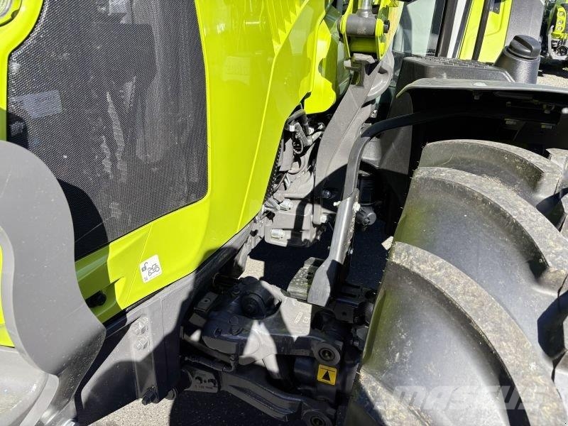 CLAAS ARION 450 TREND + FL120C Трактори