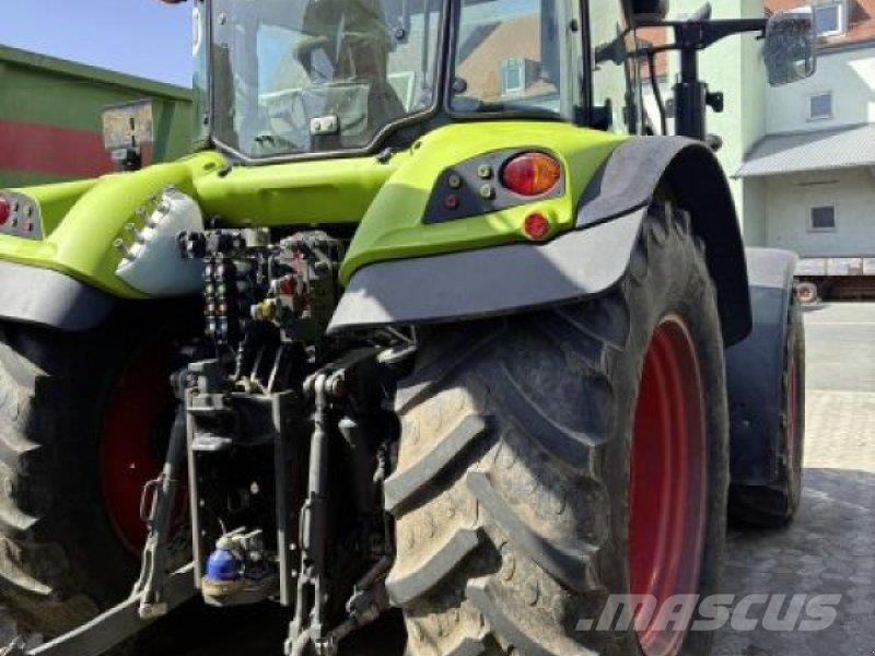 CLAAS ARION 460 CIS+ Traktorit