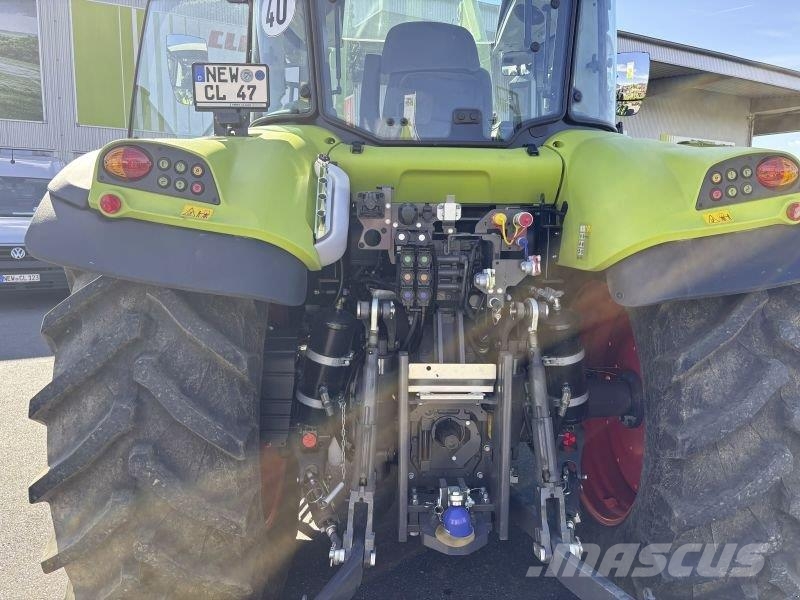 CLAAS ARION 470 COMFORT + FL 120 C Tractoren