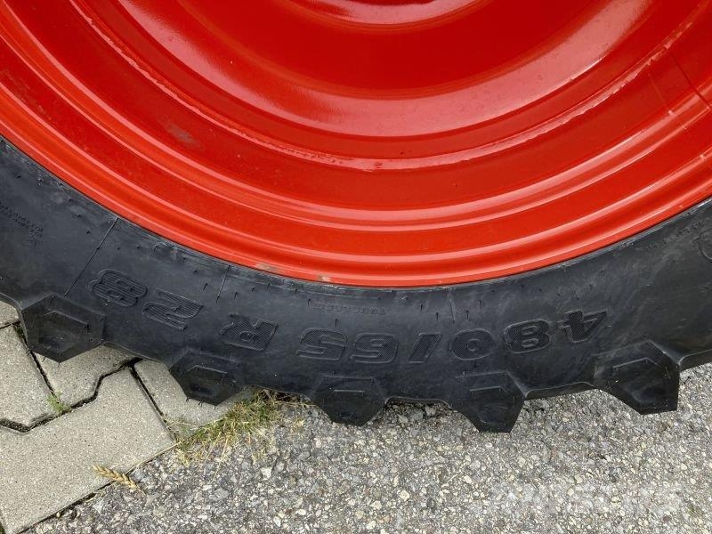 CLAAS ARION 470 COMFORT HEXASHIFT Traktorit