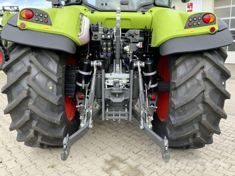 CLAAS ARION 470 COMFORT HEXASHIFT Traktorit