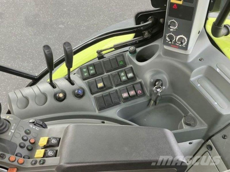 CLAAS ARION 510 CIS HEXASHIFT Tractors
