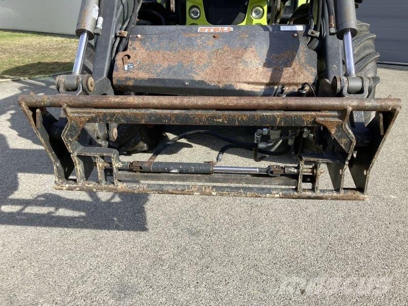 CLAAS ARION 530 CEBIS + FL Traktoren
