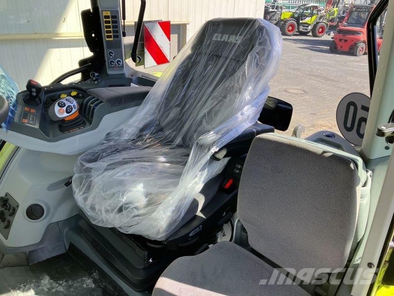 CLAAS ARION 530 CMATIC CEBIS Tractoren