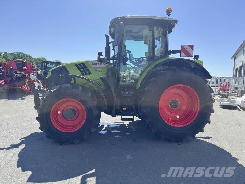 CLAAS ARION 530 CMATIC CEBIS Tractoren