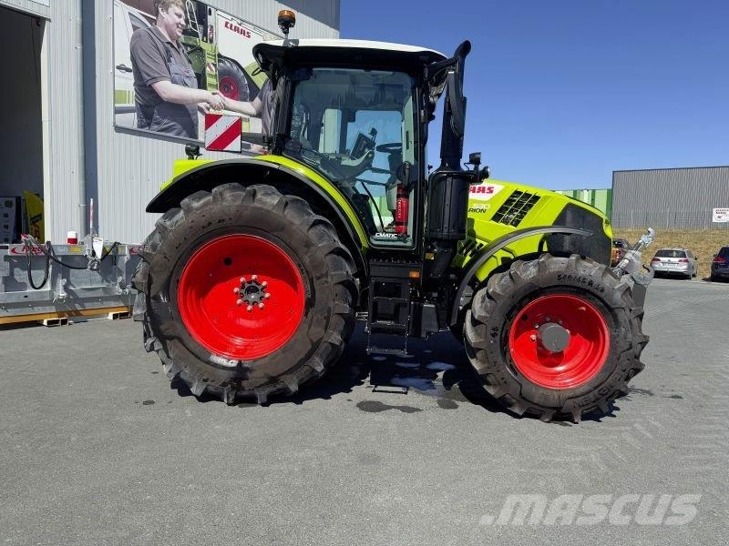 CLAAS ARION 530 CMATIC CEBIS Tractoren