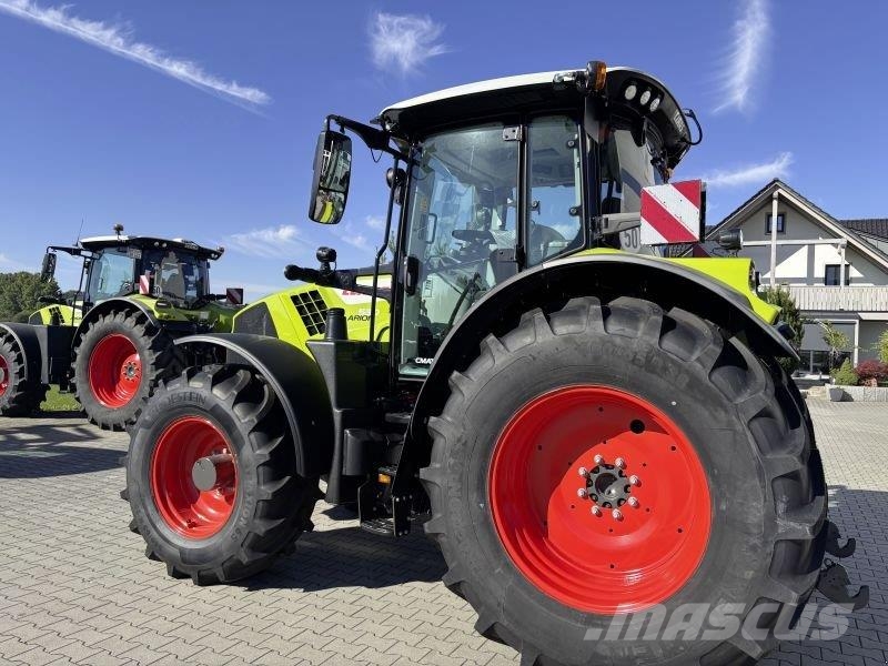 CLAAS ARION 530 CMATIC CEBIS Трактори