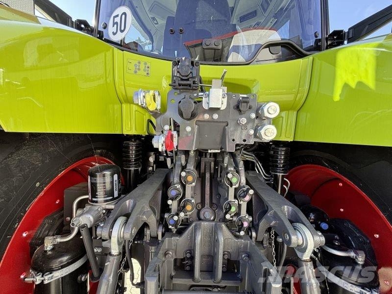 CLAAS ARION 530 CMATIC CEBIS Трактори