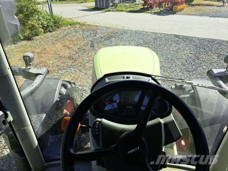 CLAAS ARION 530 STAGE Traktoren