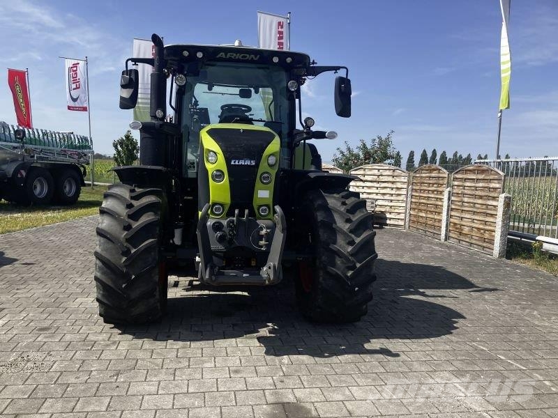 CLAAS ARION 550 CMATIC CEBIS 트랙터